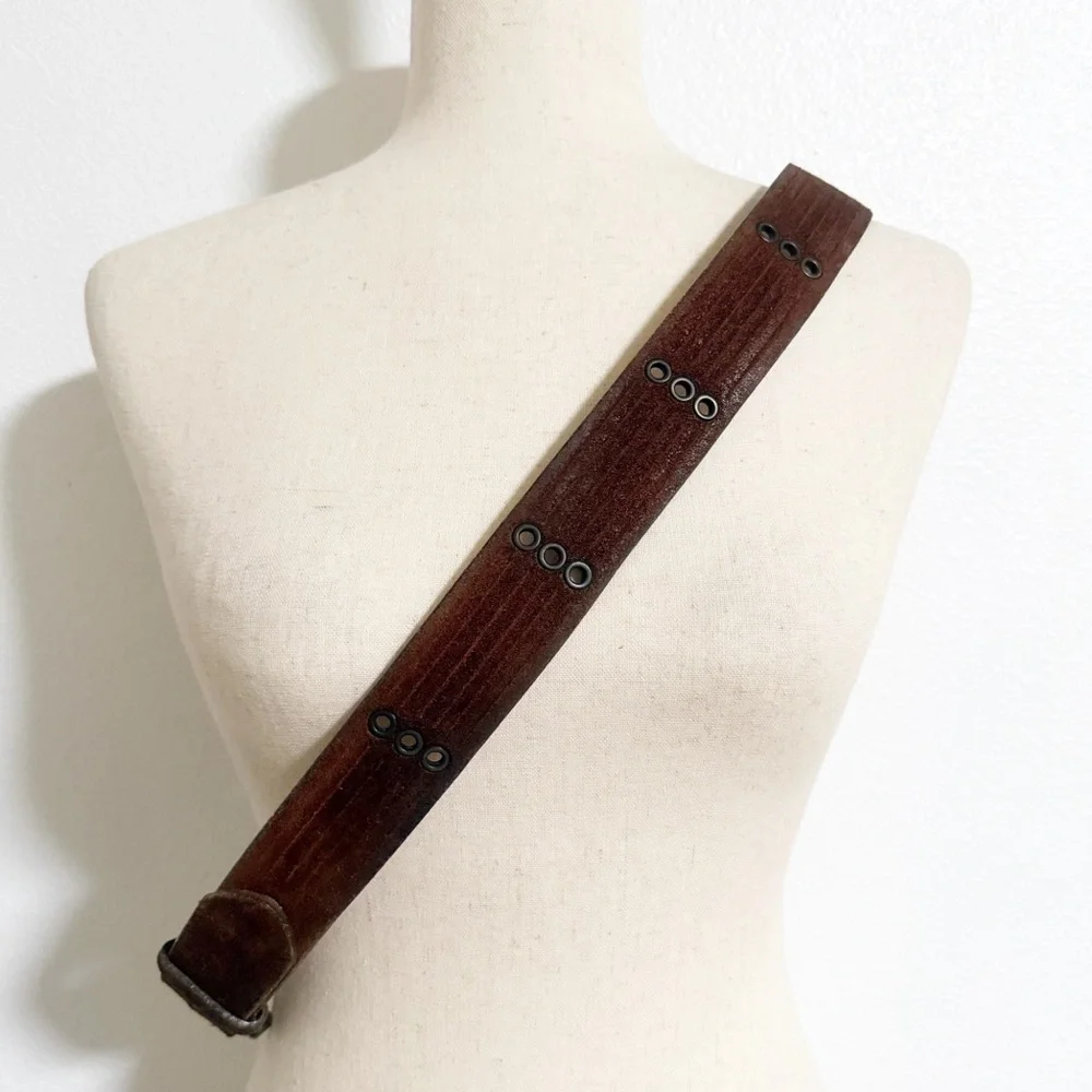 Levi’s Italian Suede Leather Grommet Belt Size 42